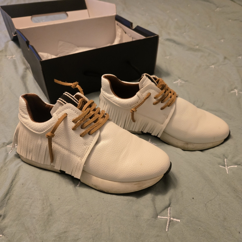 Pepa - White Fringe Women's ShuShop Sneaker